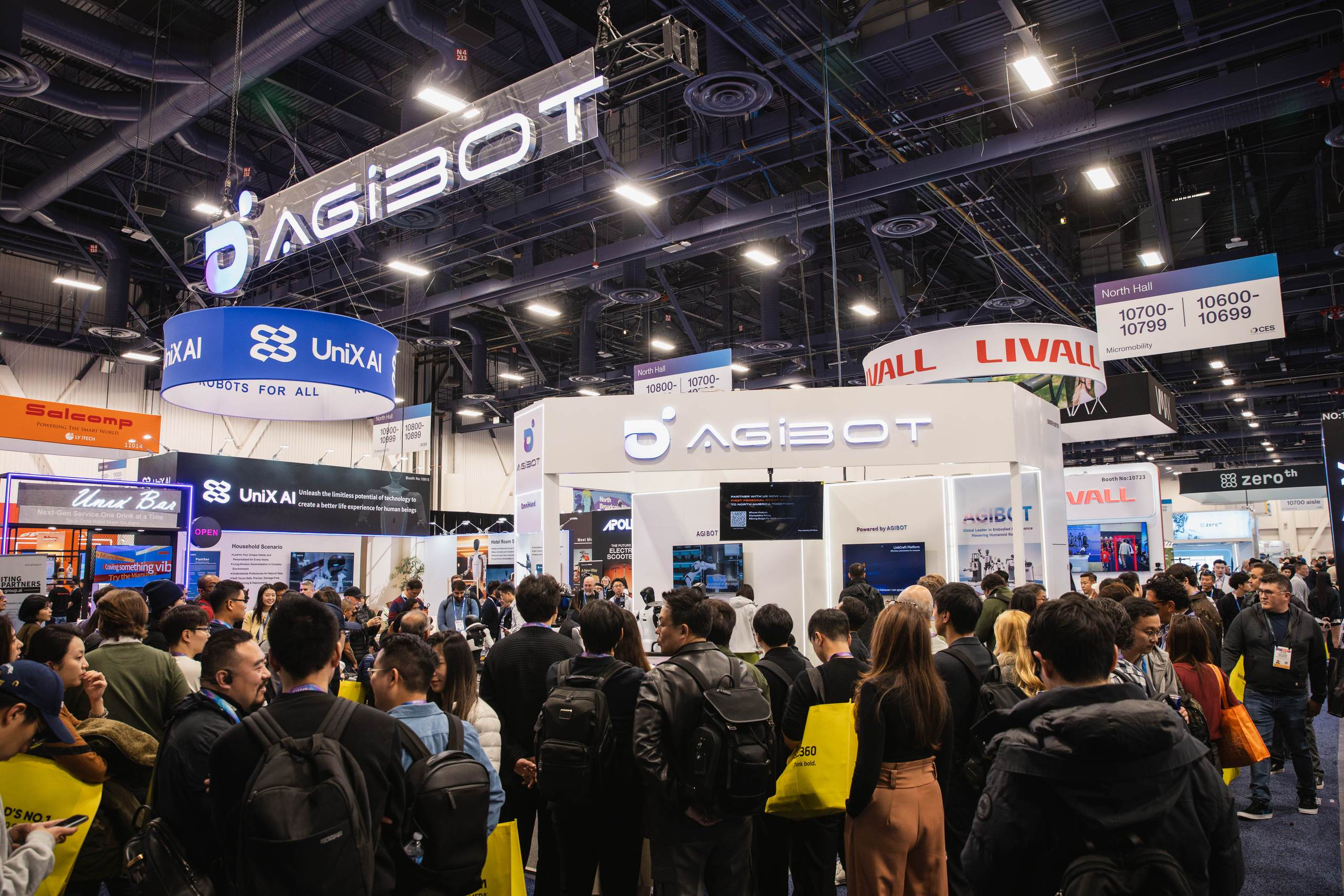 熊猫体育亮相CES 2026，展示具身智能全栈生态